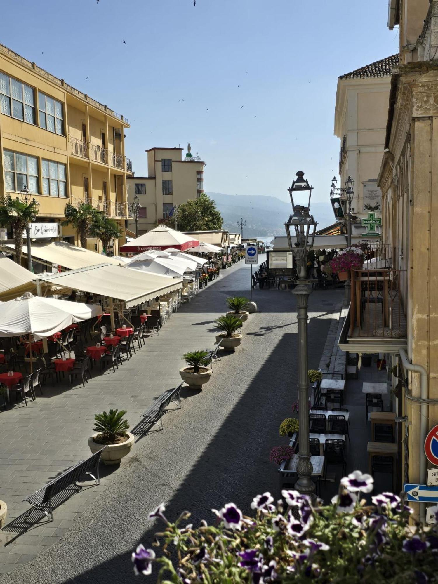 La Meridiana - Centro Storico Di Pizzo Dış mekan fotoğraf